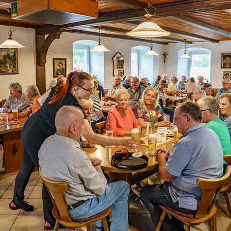 מלון Landgasthof Ochsen *