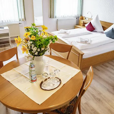 Landgasthof Ochsen ホテル Neresheim